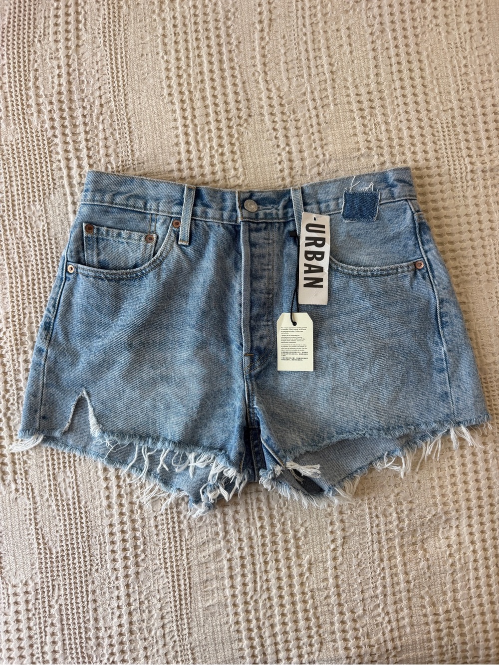 NWT Levi’s 501 Size 29 Denim Shorts